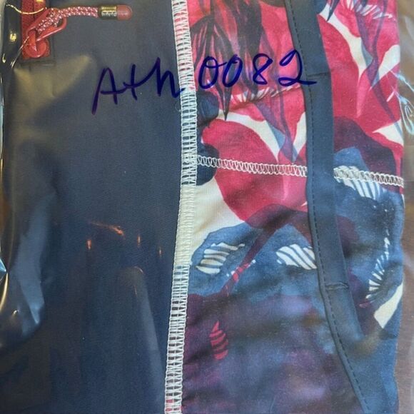 Lululemon Run: Speed Short 4way Stretch Inky Floral Ghost Inkwell Bumble Berry 6 - Picture 14 of 14